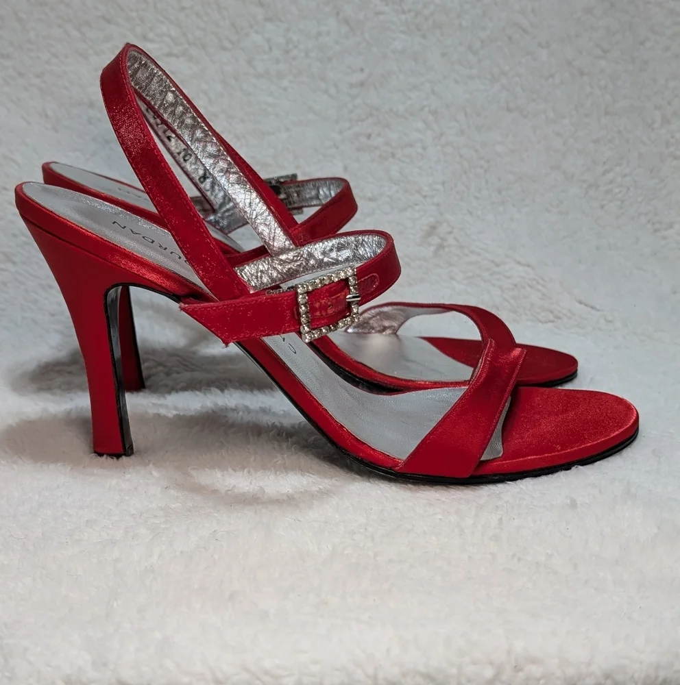 Charles Jourdan Paris Scarlet Red Satin Heels Rhinestone Square Buckle Womens 10 - Picture 2 of 12